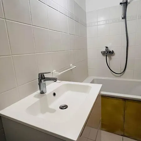 Rdc A 80m De La Plage, 2 Pieces, 4 Couchages, Terrasse Avec Acces Mer, Parking Gratuit - Fr-1-63-362 * Lumio (Corsica)